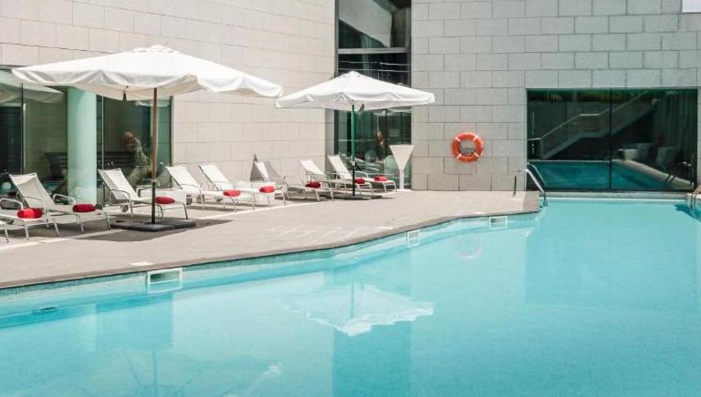 Eurostars Reina Felicia Hotel ฮากา ภายนอก รูปภาพ
